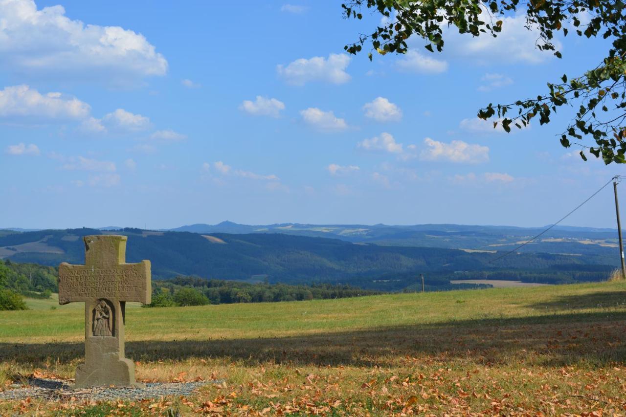 Gasthaus Zur Burgschaenke Aremberg Luaran gambar